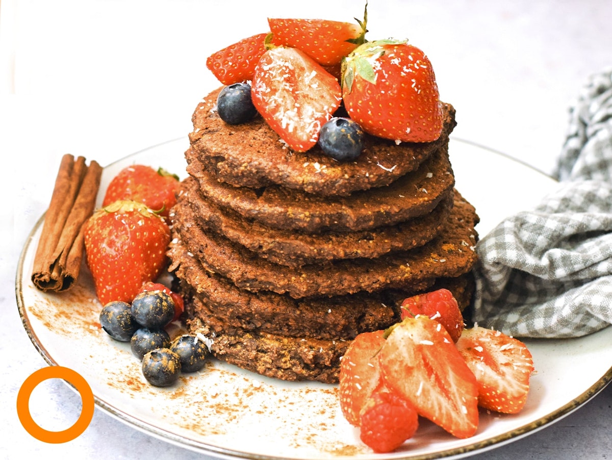 Chocolate pancakes with strawberries