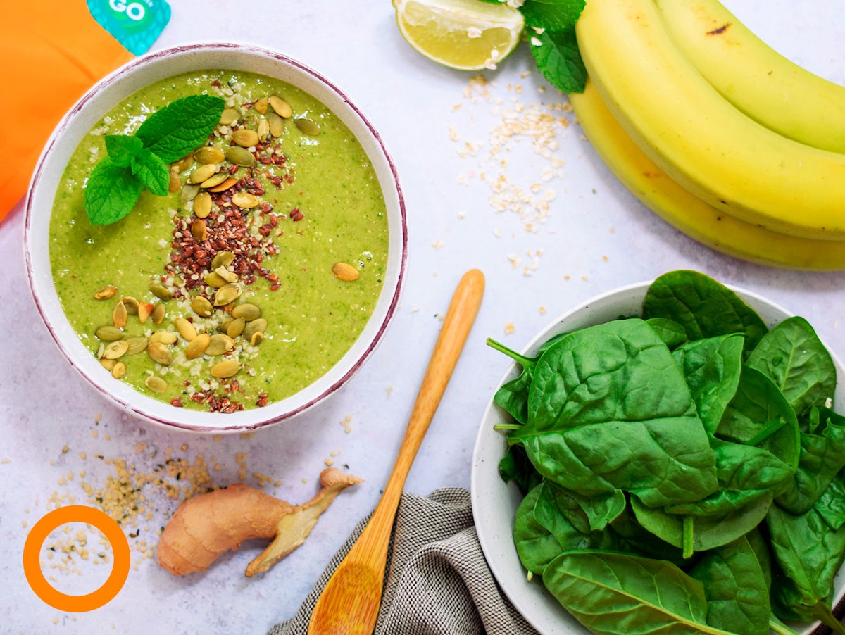 Green Breakfast Smoothie Bowl