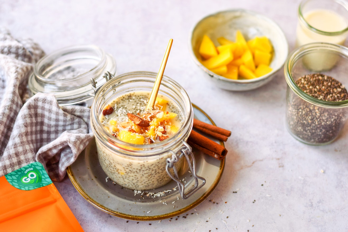 kokos-chiapudding-met-versfruit