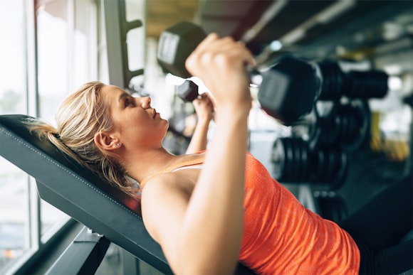 Borstspieren trainen als vrouw: dit moet je weten